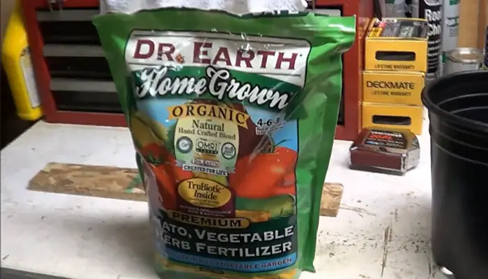 Dr. Earth Organic Tomato, Vegetable & Herb Fertilizer