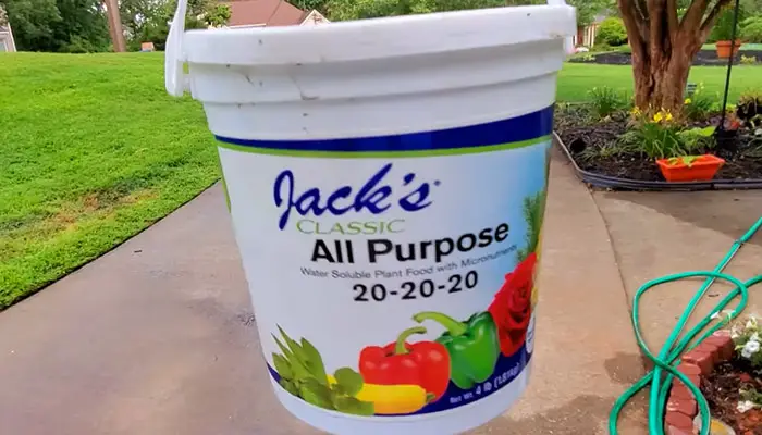 J R Peters Inc (52064) Jacks Classic No.4 20-20-20 All Purpose Fertilizer