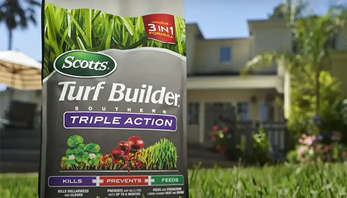Scotts Turf Builder Southern Triple Action Combination Weed Killer