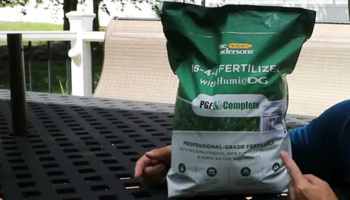 The Andersons Professional PGF Complete 16-4-8 Fertilizer