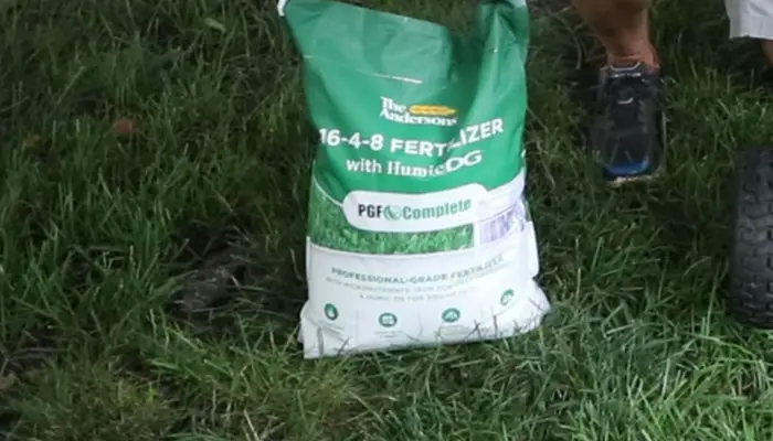 The Andersons Professional PGF Complete 16-4-8 Fertilizer